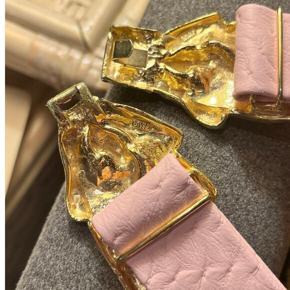Vintage 1980s Gold Tone Bow Belt Buckle w/ Pink Leather Belt 1986 Statement glam - Picture 6 of 8